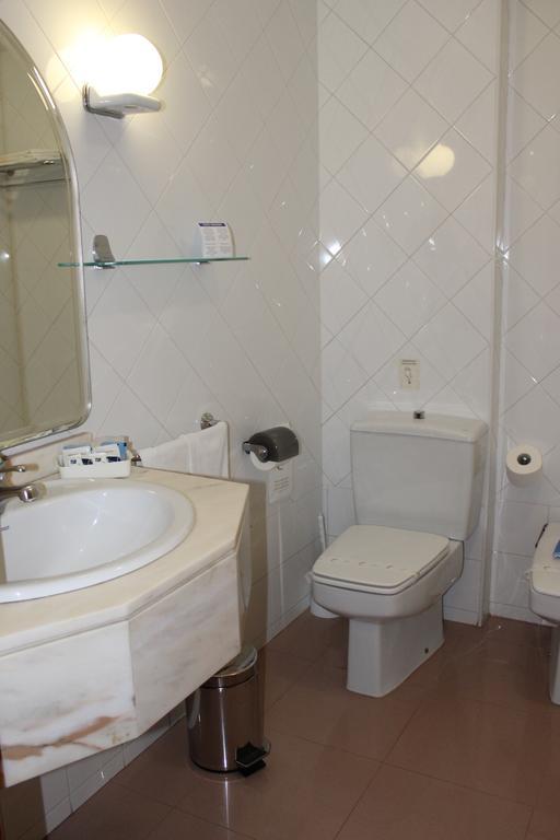 Residencia Miramar Hotell San Vicente De La Barquera Rum bild